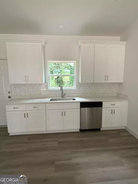 Kitchen - 80 Elberton St, Toccoa, GA 30577 photo 1 of 3