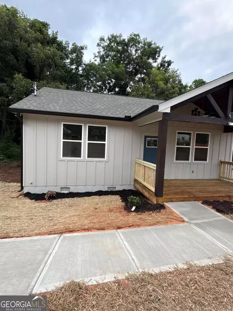 Exterior - 80 Elberton St, Toccoa, GA 30577 photo 1 of 4