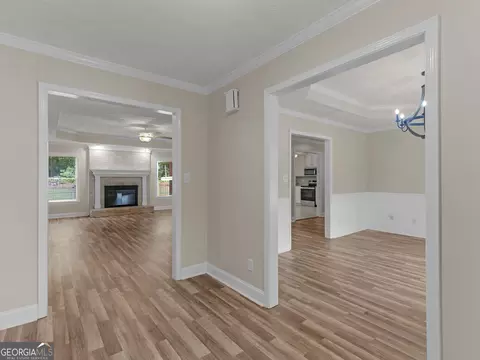 Entry Way - 517 Hamlin Rd, Jackson, GA 30233 photo 1 of 3