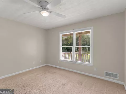 Bedroom - 517 Hamlin Rd, Jackson, GA 30233 photo 6 of 6