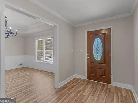 Entry Way - 517 Hamlin Rd, Jackson, GA 30233 photo 2 of 3