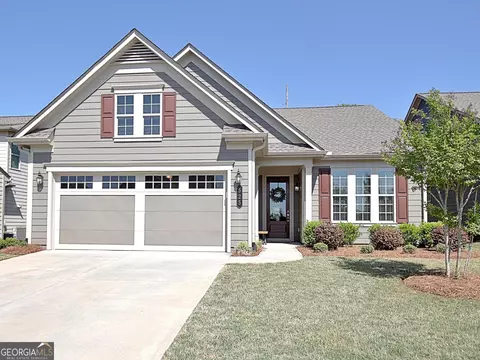 525 Hazelnut Dr, Peachtree City, GA 30269