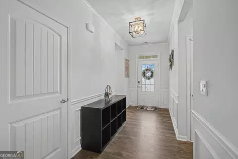 Entry Way - 7442 Jennadee Dr, Fairburn, GA 30213 photo 2 of 4