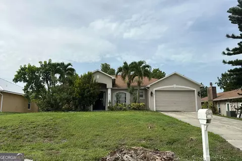 1502 NE 11th Ter, Cape Coral, FL 33909