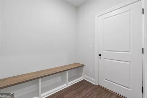 Entry Way - 9126 E Carroll Rd, Winston, GA 30187 photo 3 of 5