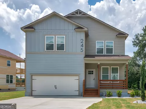 245 Lakeview Dr, Locust Grove, GA 30248