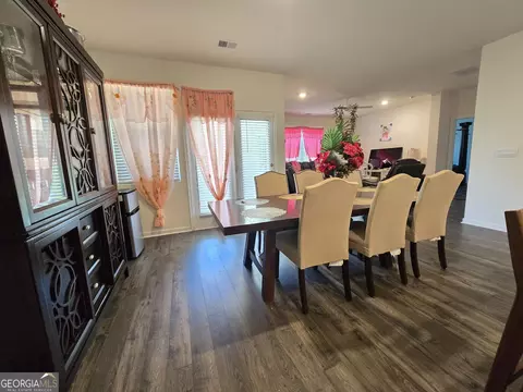 Dining - 134 Oakchase Park Ln, Hampton, GA 30228 photo 2 of 3