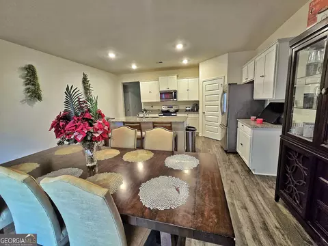 Dining - 134 Oakchase Park Ln, Hampton, GA 30228 photo 3 of 3