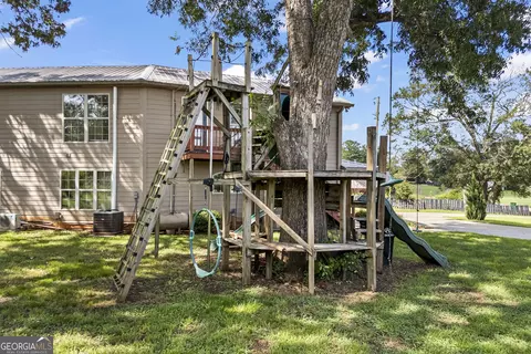 Exterior - 271 291 Farmer Ln, Carnesville, GA 30521 photo 6 of 15