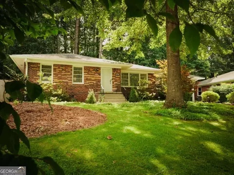 579 N Superior Ave, Decatur, GA 30033