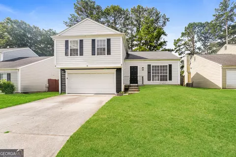 6580 Eastbriar Dr, Lithonia, GA 30058