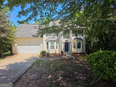 6898 Smoke Ridge Dr, College Park, GA 30349