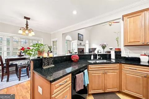 Kitchen - 128 Myrick Dr, Macon, GA 31220 photo 3 of 5