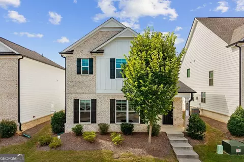 4335 Magpie Dr, Hoschton, GA 30548