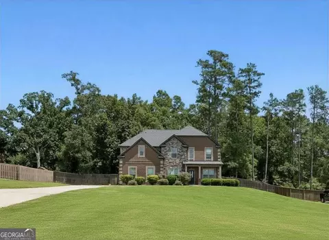 130 Virgil Dr, Fayetteville, GA 30214