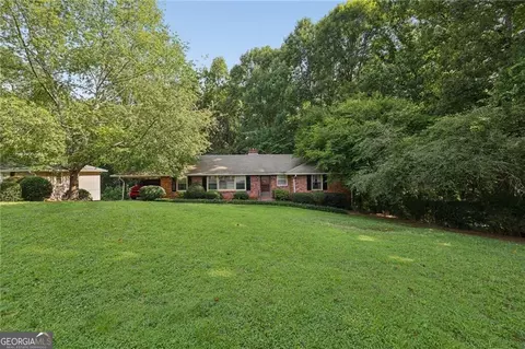 294 Elden Dr, Sandy Springs, GA 30342