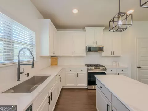 Kitchen - 45 Streamside Dr, Covington, GA 30016 photo 1 of 6