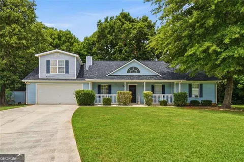 Exterior - 245 Cypress Dr, Covington, GA 30016 photo 1 of 10
