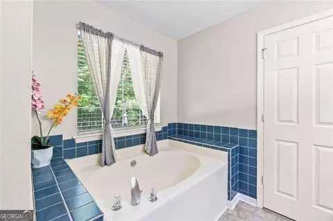 Bath - 245 Cypress Dr, Covington, GA 30016 photo 3 of 6