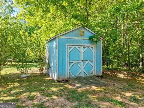 Exterior - 245 Cypress Dr, Covington, GA 30016 photo 8 of 10