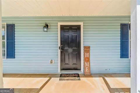 Exterior - 245 Cypress Dr, Covington, GA 30016 photo 5 of 10