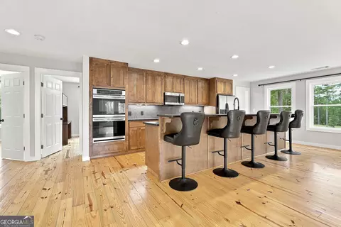 Kitchen - 425 Ethridge Mill Rd, Milner, GA 30257 photo 2 of 5