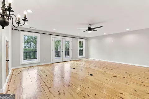 Living - 425 Ethridge Mill Rd, Milner, GA 30257 photo 1 of 2