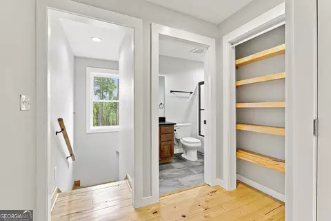 Entry Way - 425 Ethridge Mill Rd, Milner, GA 30257 photo 3 of 4