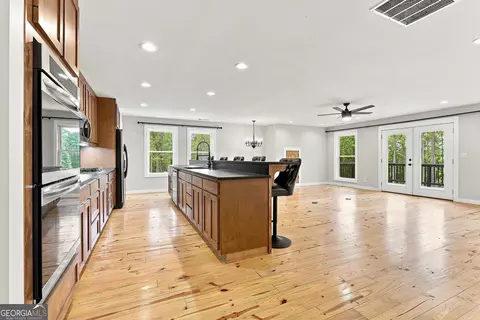 Kitchen - 425 Ethridge Mill Rd, Milner, GA 30257 photo 1 of 5