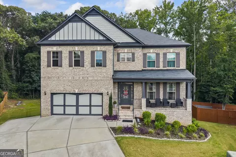 721 Autumn Meadow Dr, Loganville, GA 30052