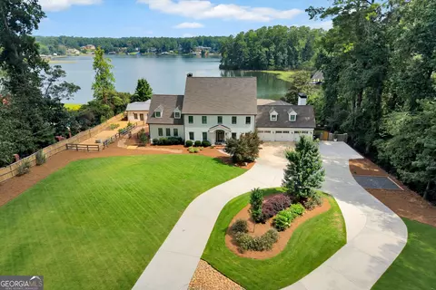 2880 Emerald Dr, Jonesboro, GA 30236