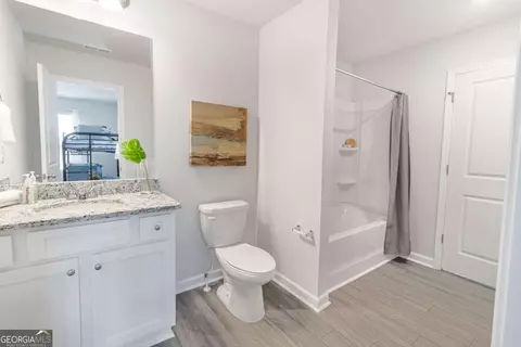 Bath - 208 Birch Way, Fairburn, GA 30213 photo 2 of 4
