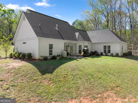 Exterior - 179 Prime Dr, Commerce, GA 30530 photo 7 of 10