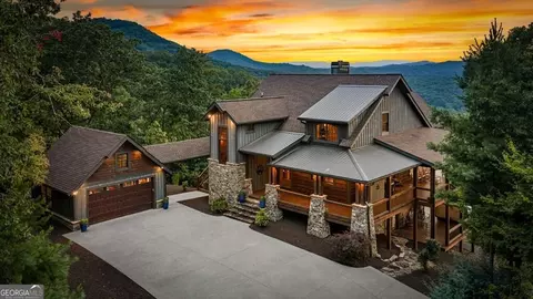 330 Serenity Ridge Ln, Mineral Bluff, GA 30559