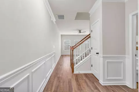 Entry Way - 850 Ash St, Canton, GA 30114 photo 5 of 8