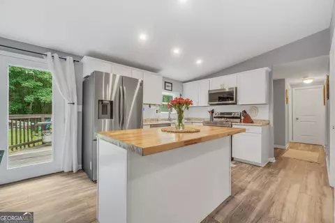 Kitchen - 2490 Jackson Rd, Griffin, GA 30223 photo 1 of 3