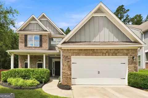 697 Rockingham Dr, Lithia Springs, GA 30122