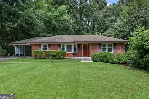 1095 Latham Rd, Decatur, GA 30033