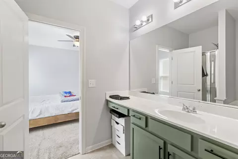 Bath - 4219 Box Elder Path, Gainesville, GA 30504 photo 2 of 3