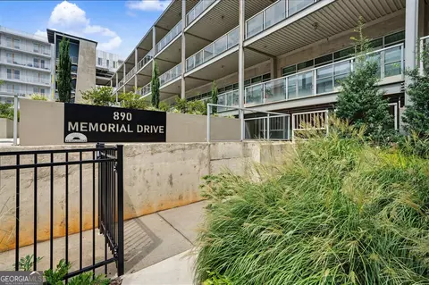 890 Memorial Dr SE #306, Atlanta, GA 30316