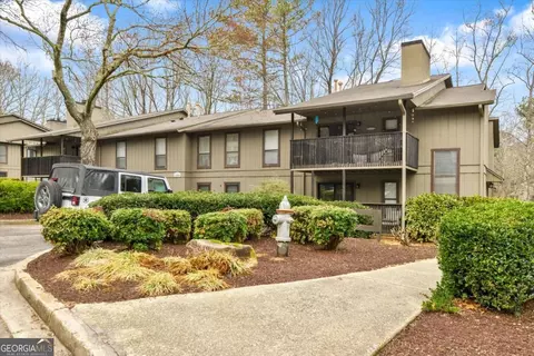 2410 Cumberland Ct SE, Smyrna, GA 30080