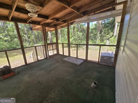 Exterior - 110 Bird Rd, Springfield, GA 31329 photo 5 of 11
