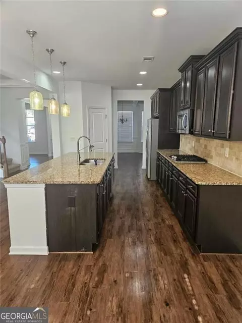 Kitchen - 90 Partridge Dr, Covington, GA 30016 photo 4 of 4