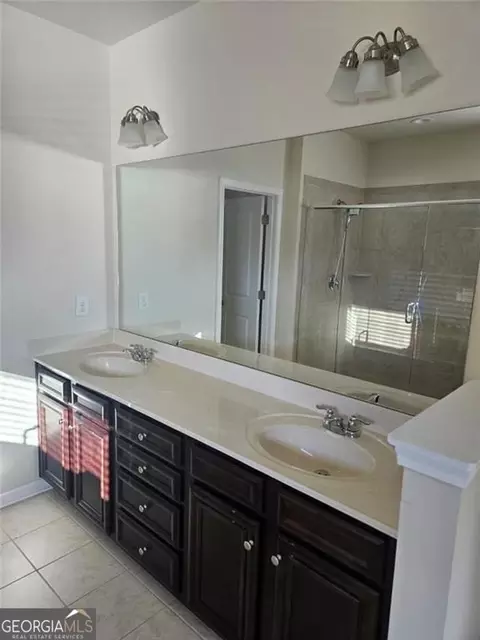 Bath - 90 Partridge Dr, Covington, GA 30016 photo 3 of 4