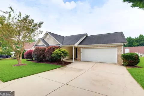 109 Remington Place Dr, Dallas, GA 30157