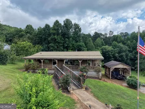 389 Nelson Cir, Blairsville, GA 30512