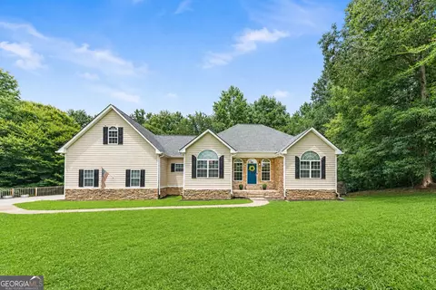 235 Brooks Rd, Pendergrass, GA 30567