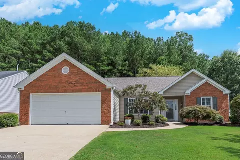 1070 River Plantation Dr, Woodstock, GA 30188