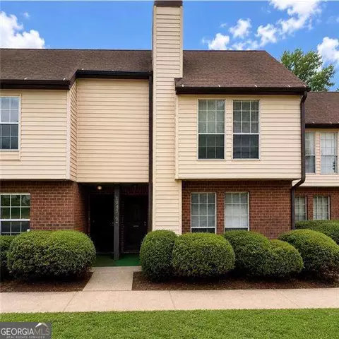 3254 Strawberry Ln, Decatur, GA 30034