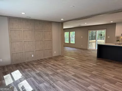 Living - 38 Jane St, Midway, GA 31320 photo 1 of 6